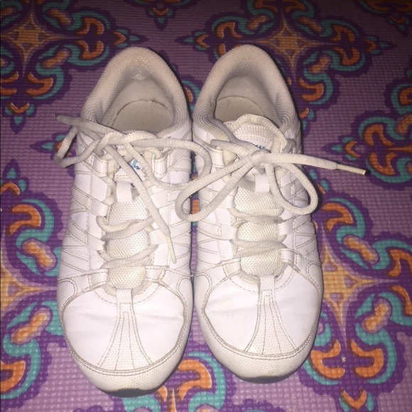 Nike Shoes - Nike shoes Nike Shoes - Nike shoes